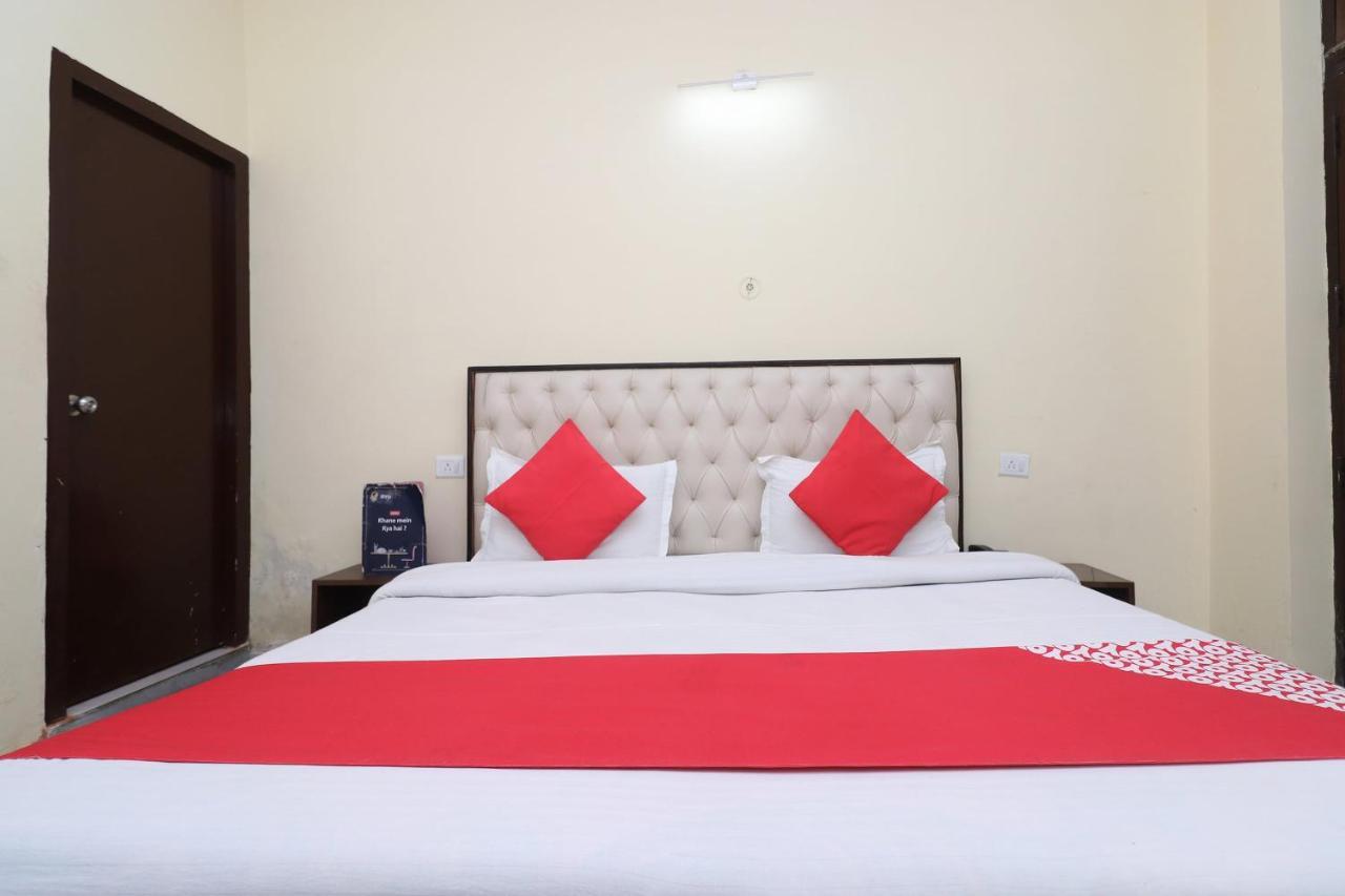 Oyo Hotel Ayaan Bareilly Exteriér fotografie
