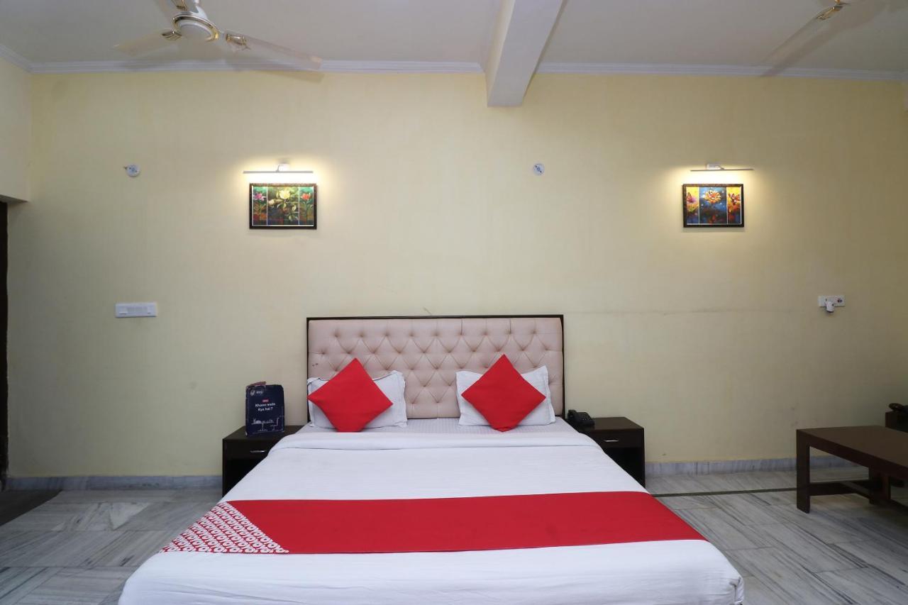 Oyo Hotel Ayaan Bareilly Exteriér fotografie